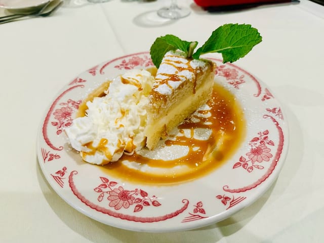 Lemon Cake.